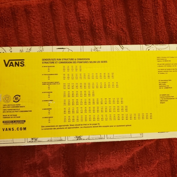 🆕️NIB Women's Authentic Peanuts Vans🆕️ - Picture 8 of 8